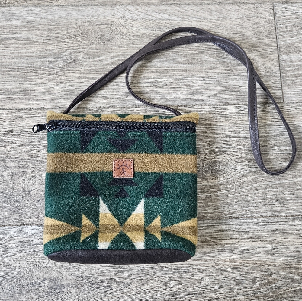 Green & Tan Southwestern Wool Blend Boho Crossbody Bag & Coin Purse